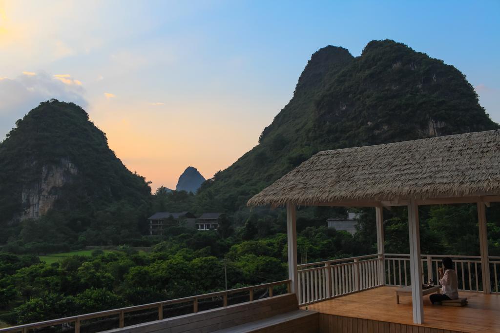Zen Box House Hotel Янгшуо Екстериор снимка